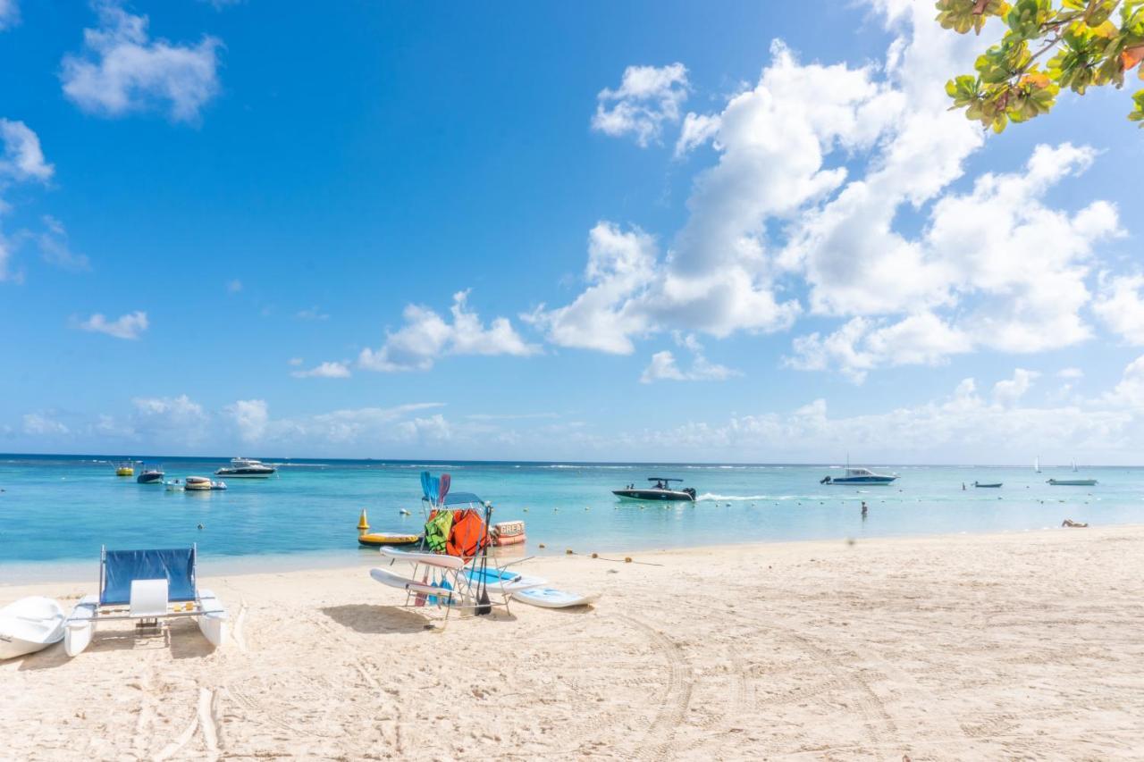 Bon Azur Beachfront Suites & Penthouses With Lov Trou aux Biches Exterior photo